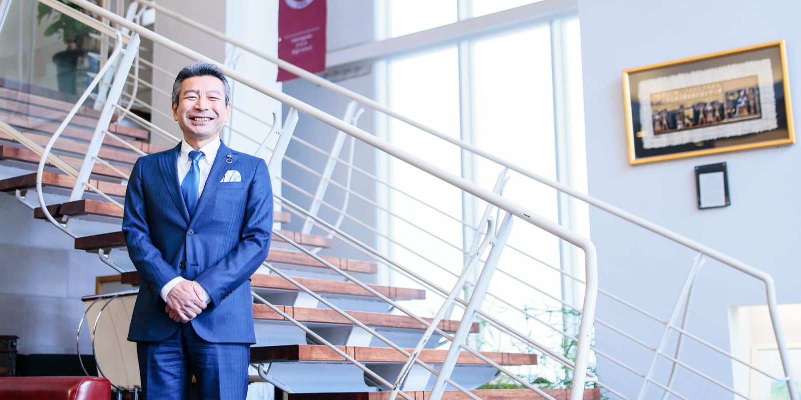 理事長・校長 髙橋 知仁