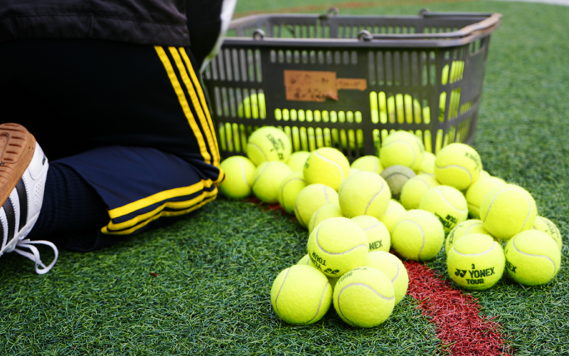 男子硬式テニス部