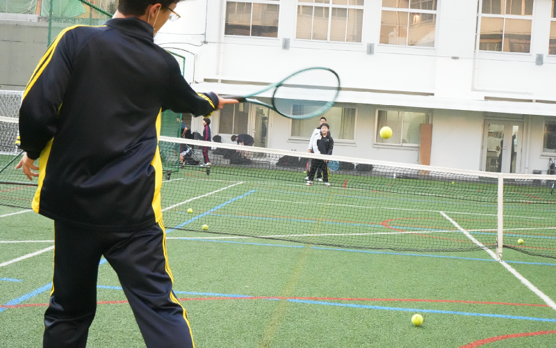 男子硬式テニス部